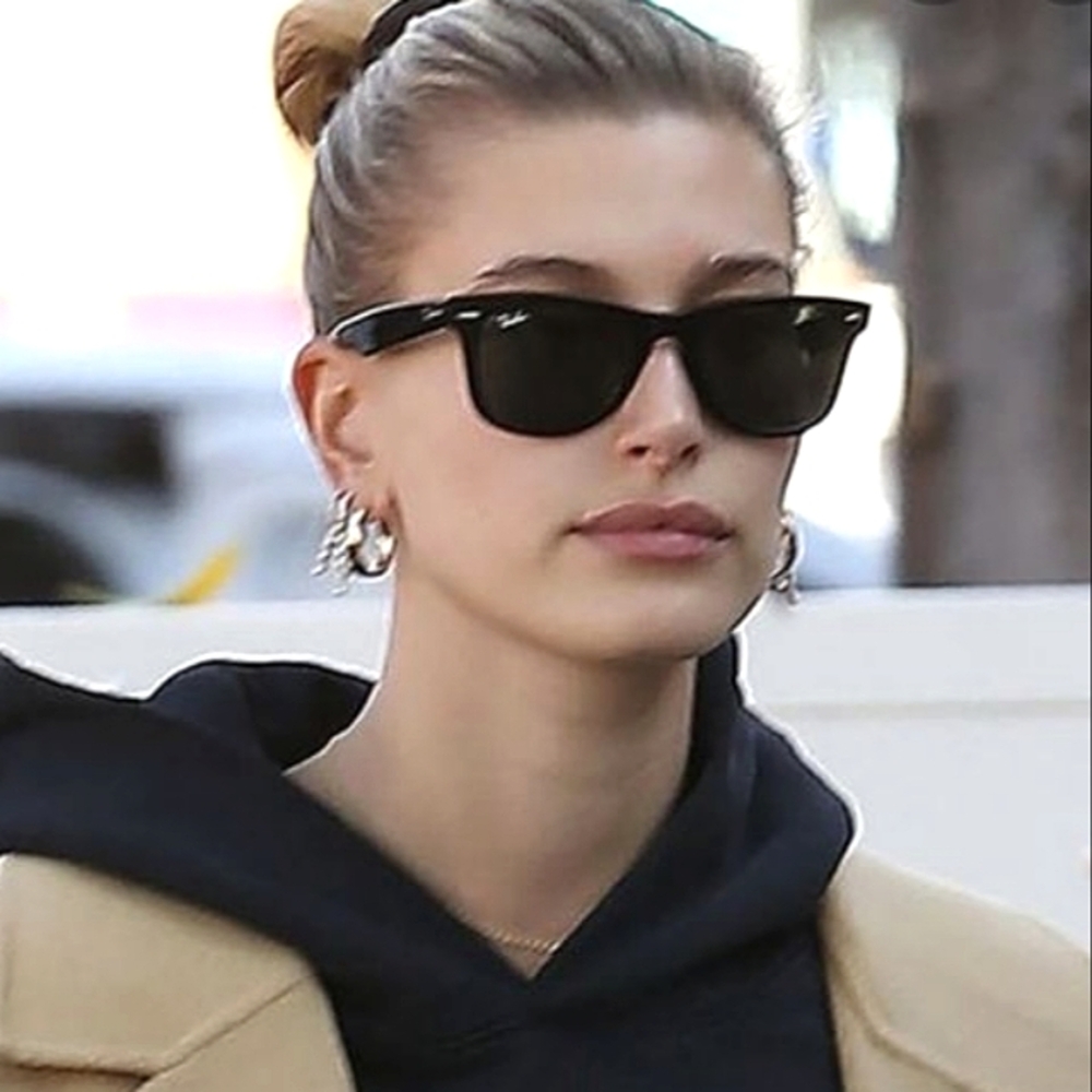 LIKE NEW Ray-Ban Black Wayfarer RB2140 Sunglasses Men and Women